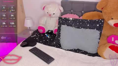  TAYSSA  ONLINE FROM 0630 PM - 1130 PM COLOMBIAN HOUR online show from September 2025 01:31:02 AM