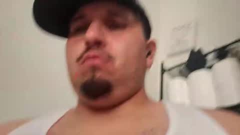 Snapshot of tboy833 chatting on October 2025 04:03:02 PM Luis online show from October 2025 04:03:02 PM