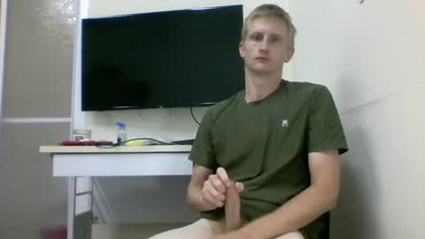 tcute0 online show from September 2025 01:40:02 AM