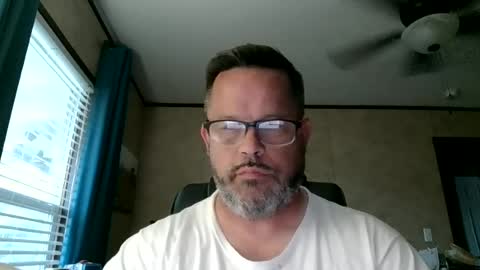 Snapshot of tdhawk87 chatting on June 2026 01:14:02 AM tdhawk87 online show from June 2026 01:14:02 AM