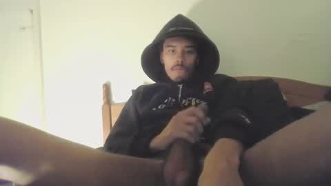 Snapshot of tdr1998 chatting on February 2026 08:01:02 PM tdr1998 online show from February 2026 08:01:02 PM