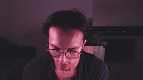 Snapshot of te0__0 chatting on March 2025 06:04:01 AM Teo independent model online show from March 2025 06:04:01 AM