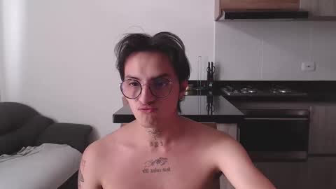 Snapshot of te0__0 chatting on March 2025 03:49:02 PM Teo independent model online show from March 2025 03:49:02 PM