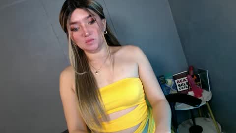 ellaine online show from February 2025 10:09:01 PM