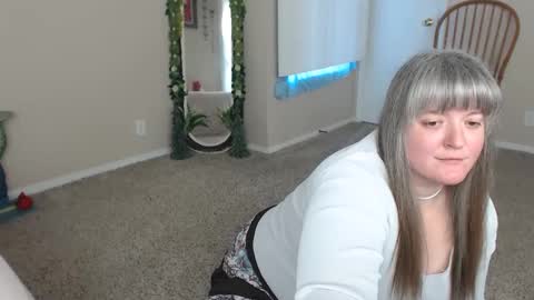 teases online show from March 2025 03:16:02 PM