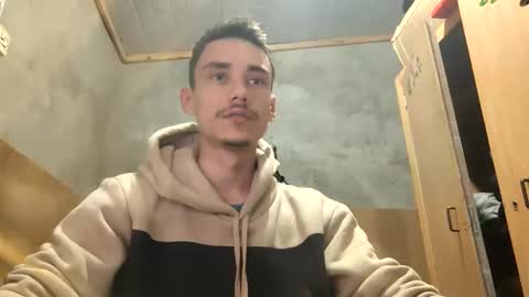 Snapshot of tecnicogatu chatting on September 2025 04:50:01 AM tecnicogatu online show from September 2025 04:50:01 AM