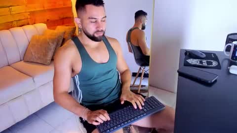 ted_montoya online show from October 2025 01:00:01 PM