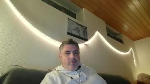 Snapshot of teeforyou chatting on December 2024 09:45:02 PM Peter online show from December 2024 09:45:02 PM