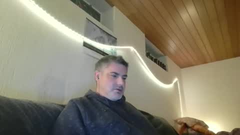 Snapshot of teeforyou chatting on December 2024 01:45:01 AM Peter online show from December 2024 01:45:01 AM