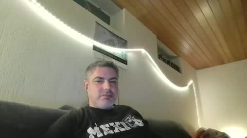 Snapshot of teeforyou chatting on December 2024 01:53:02 AM Peter online show from December 2024 01:53:02 AM