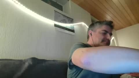 Snapshot of teeforyou chatting on January 2025 09:41:01 PM Peter online show from January 2025 09:41:01 PM