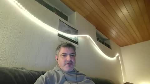 Snapshot of teeforyou chatting on January 2025 03:54:01 AM Peter online show from January 2025 03:54:01 AM