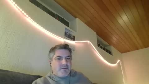 Snapshot of teeforyou chatting on February 2025 01:22:01 AM Peter online show from February 2025 01:22:01 AM