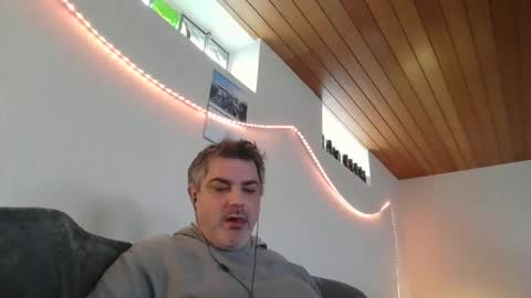 Snapshot of teeforyou chatting on February 2025 10:29:01 AM Peter online show from February 2025 10:29:01 AM