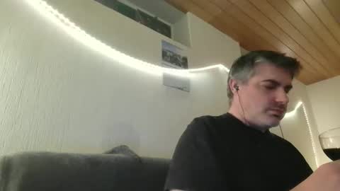 Snapshot of teeforyou chatting on February 2025 08:59:01 PM Peter online show from February 2025 08:59:01 PM