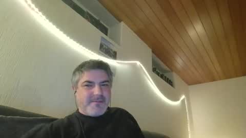 Snapshot of teeforyou chatting on February 2025 06:12:02 AM Peter online show from February 2025 06:12:02 AM