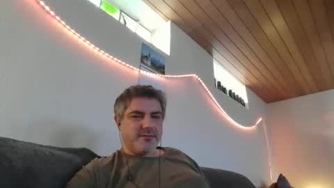 Snapshot of teeforyou chatting on February 2025 08:29:02 AM Peter online show from February 2025 08:29:02 AM