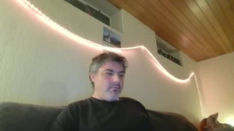 Snapshot of teeforyou chatting on February 2025 10:14:02 PM Peter online show from February 2025 10:14:02 PM