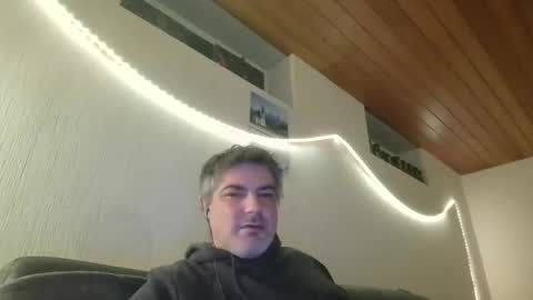 Snapshot of teeforyou chatting on March 2025 04:24:01 AM Peter online show from March 2025 04:24:01 AM