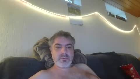 Snapshot of teeforyou chatting on October 2025 06:31:01 AM Peter online show from October 2025 06:31:01 AM