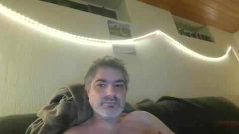 Snapshot of teeforyou chatting on October 2025 05:06:02 PM Peter online show from October 2025 05:06:02 PM