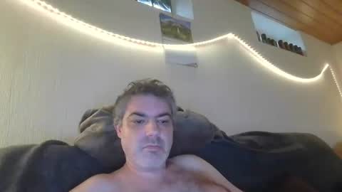 Snapshot of teeforyou chatting on November 2025 07:19:01 AM Peter online show from November 2025 07:19:01 AM