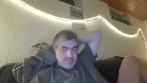 Snapshot of teeforyou chatting on November 2025 07:35:02 PM Peter online show from November 2025 07:35:02 PM