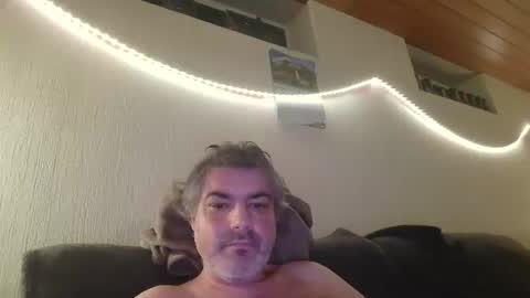 Snapshot of teeforyou chatting on November 2025 10:22:02 PM Peter online show from November 2025 10:22:02 PM