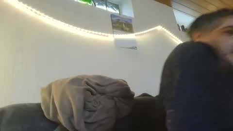 Snapshot of teeforyou chatting on November 2025 10:28:02 AM Peter online show from November 2025 10:28:02 AM