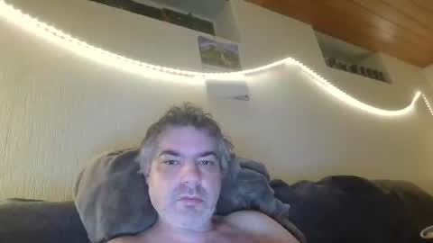 Snapshot of teeforyou chatting on December 2025 06:19:02 AM Peter online show from December 2025 06:19:02 AM