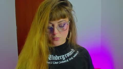 tekila__ online show from January 2026 11:20:01 PM