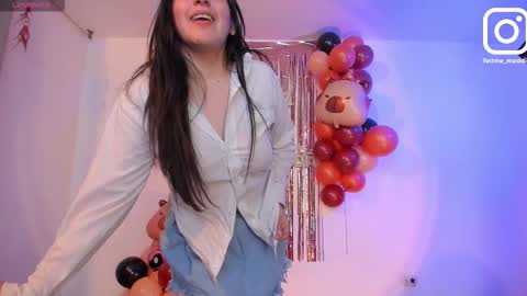 Snapshot of tellme_maddie chatting on September 2025 03:50:02 PM Maddie online show from September 2025 03:50:02 PM