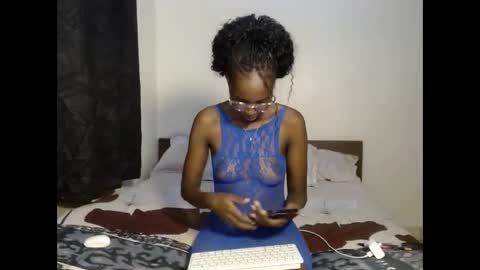 Snapshot of tempting_vibe chatting on March 2026 04:40:02 PM tempting_vibe online show from March 2026 04:40:02 PM