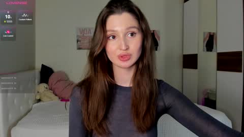 Snapshot of tender_babyy chatting on December 2024 05:25:01 PM Sexy girl Li online show from December 2024 05:25:01 PM