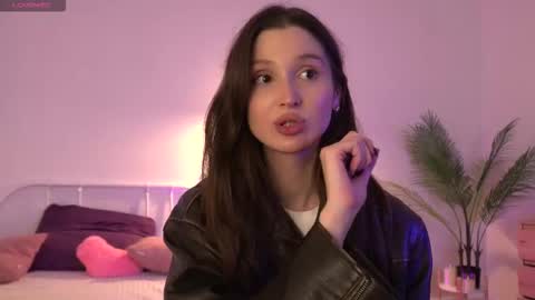 Snapshot of tender_babyy chatting on September 2025 04:52:02 PM Sexy girl Li online show from September 2025 04:52:02 PM