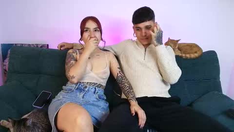 tender_dust online show from October 2025 04:49:01 AM