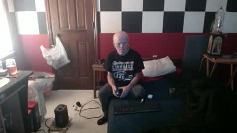 Snapshot of terdy2366 chatting on December 2024 05:13:01 PM terdy2366 online show from December 2024 05:13:01 PM