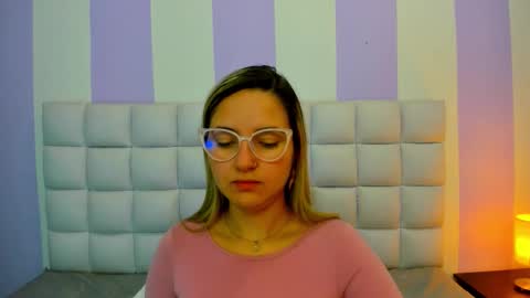 Teresa online show from November 2025 01:44:02 PM