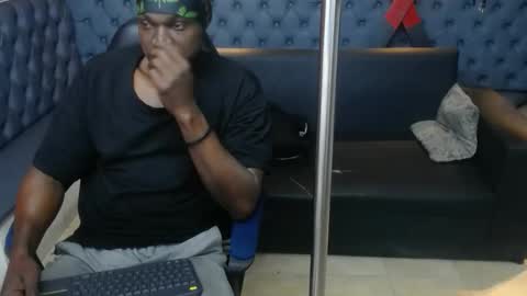 terranze_z online show from February 2026 07:34:02 PM