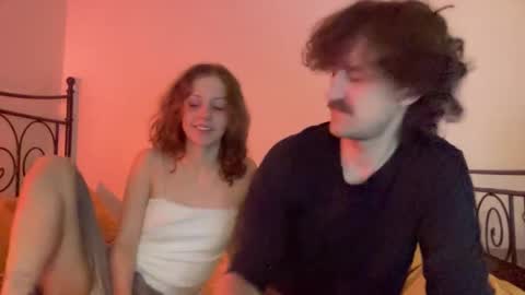 Snapshot of terry_and_elanor chatting on November 2025 02:44:02 AM terry and elanor online show from November 2025 02:44:02 AM