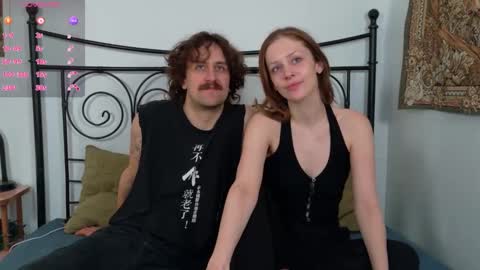 Snapshot of terry_and_elanor chatting on January 2026 01:54:02 AM terry and elanor online show from January 2026 01:54:02 AM