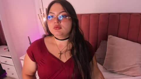 Snapshot of tessa_sinclaire chatting on May 2026 09:21:01 PM TERESA online show from May 2026 09:21:01 PM