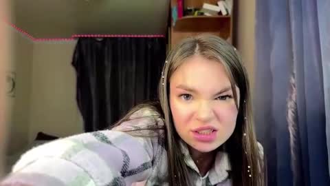 Snapshot of tessanienaber chatting on March 2026 12:55:01 PM Tessa online show from March 2026 12:55:01 PM