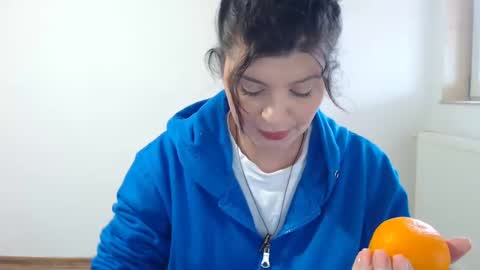 Snapshot of tessnaughty chatting on February 2025 08:22:01 AM naughty tess online show from February 2025 08:22:01 AM