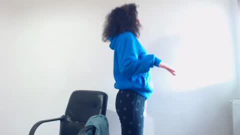 Snapshot of tessnaughty chatting on February 2025 11:23:02 AM naughty tess online show from February 2025 11:23:02 AM