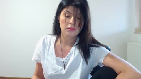Snapshot of tessnaughty chatting on February 2025 09:03:01 AM naughty tess online show from February 2025 09:03:01 AM