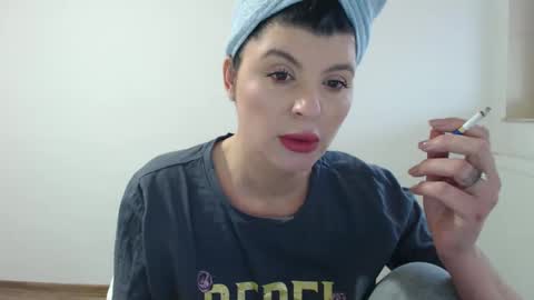 Snapshot of tessnaughty chatting on February 2025 08:31:02 AM naughty tess online show from February 2025 08:31:02 AM