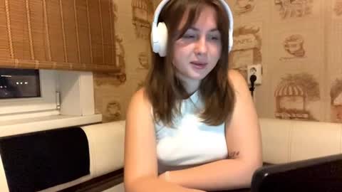 Snapshot of tessstephan chatting on November 2025 03:35:01 PM Tessa online show from November 2025 03:35:01 PM