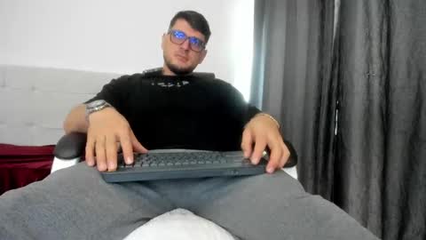 teylor creed online show from November 2025 02:52:02 PM