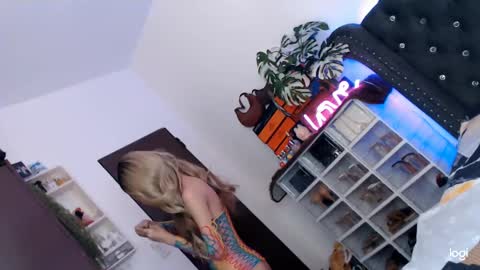 Itsme tgirlAdele online show from March 2025 03:46:02 AM